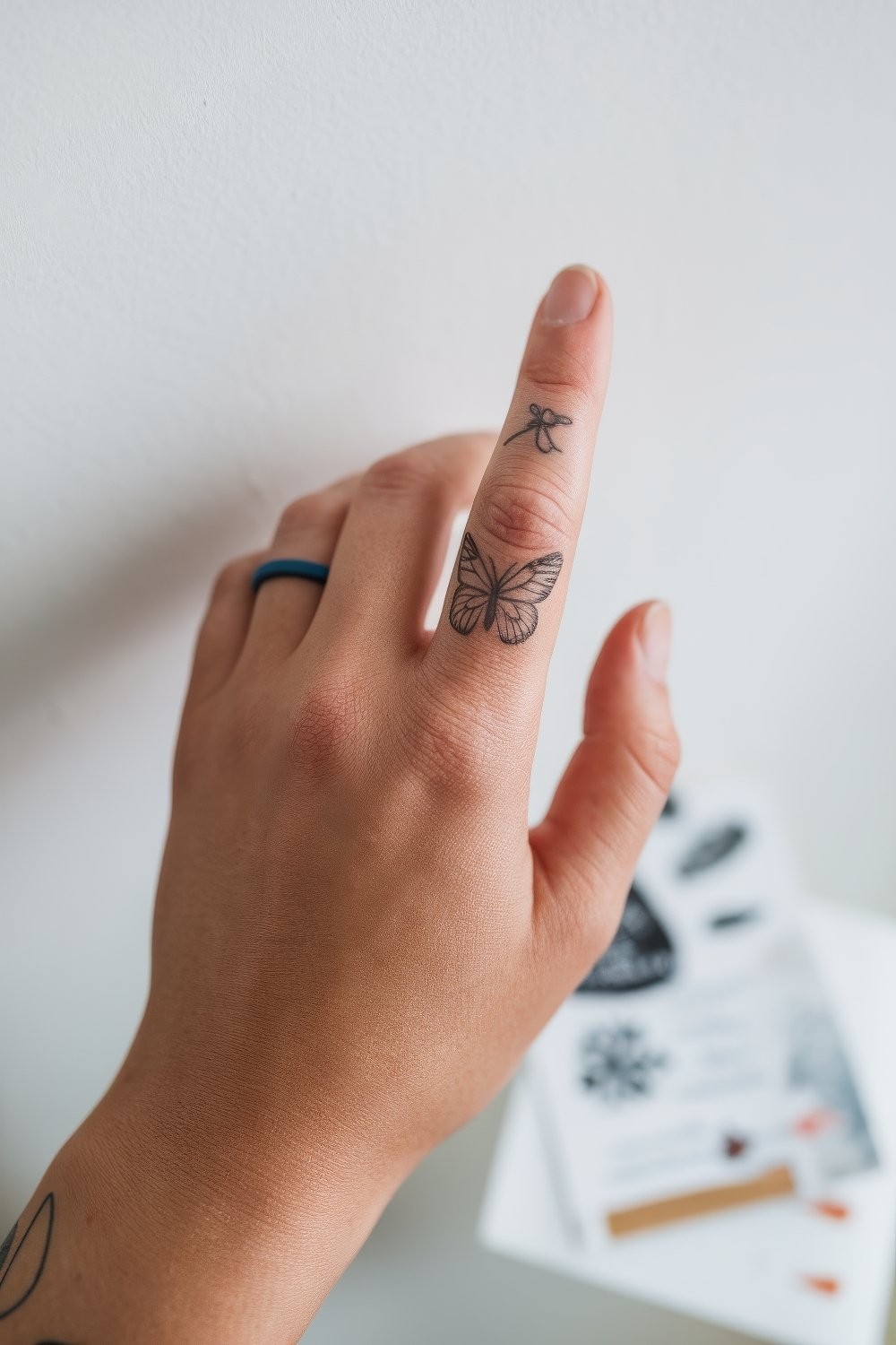 finger-tattoo-26.jpg