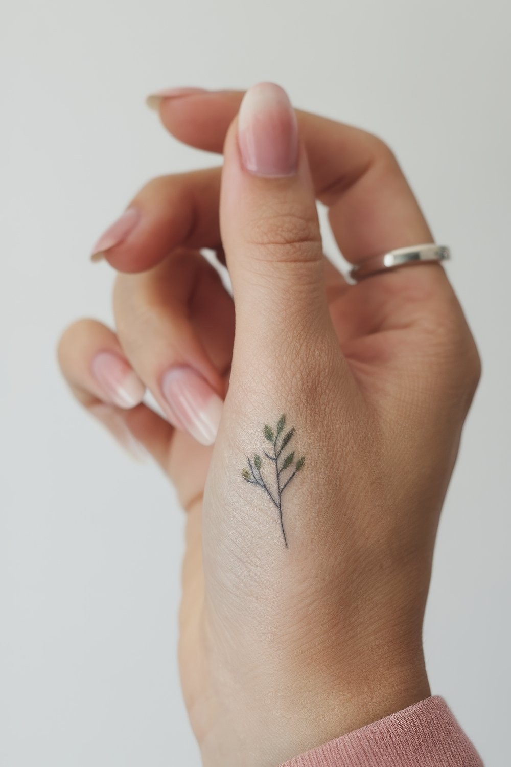 hand-tattoo-12.jpg